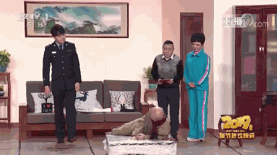 情人节---糖心LOGO在线观看棕床垫给家人温馨的陪伴 